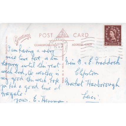 EC825 SHEFFIELD TOWN HALL SQUARE . R/P POSTCARD