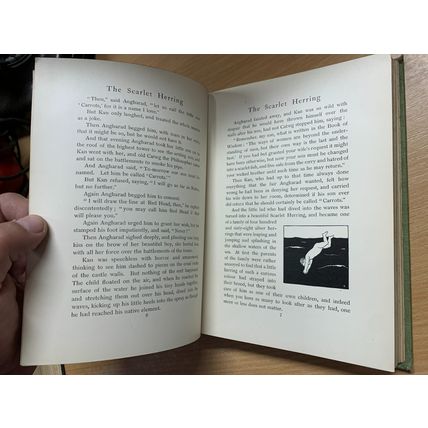 1899 1ST ED EDWARD ABBOTT PARRY "THE SCARLET HERRING" ILLUSTRATED HB BOOK (P3)