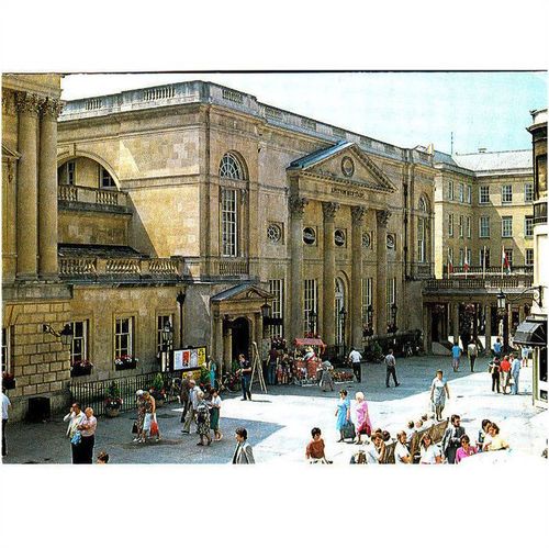 Colour PostCard - The Abbey Churchyard & Pump Room, Bath Somerset