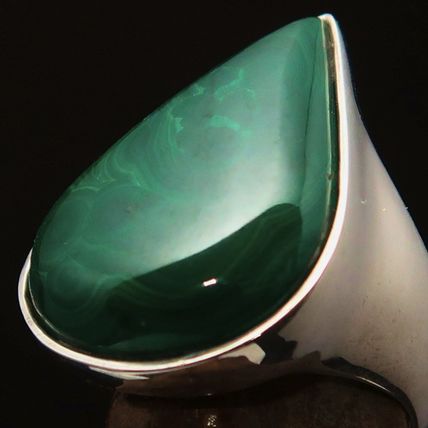 Minimalist mirror polished Sterling Silver Ring Green Pear Malachite - Size 10