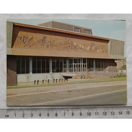 c.1990s postcard City Museum & Art Gallery, Stoke on Trent