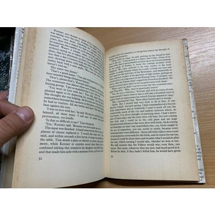 1985 DAVID HUGHES "THE PORK BUTCHER" FICTION HARDBACK BOOK (P4)