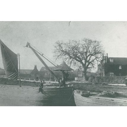 Sawbridgeworth Wharf in 1910 Enfield Lee Valley Postcard