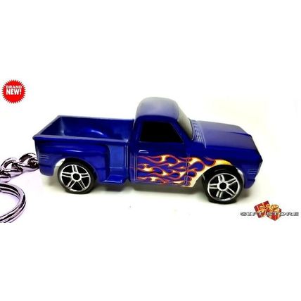 HTF KEYCHAIN BLUE CHEVY/GMC™ STEPSIDE C10 C/K CUSTOM Ltd TRUCK NICE GIFT