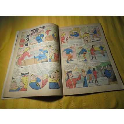 LAUGH COMICS # 191 – Feb. 1967 – VG/FN! Groovy Pop Art Cover! $13.00 Shipped!