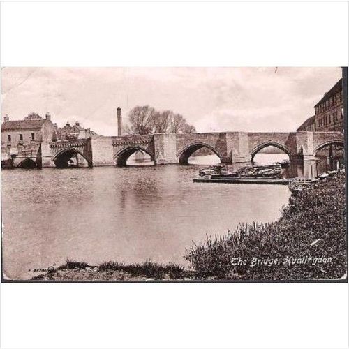 Huntingdon, Cambridgeshire - The Bridge - Valentines postcard 1910