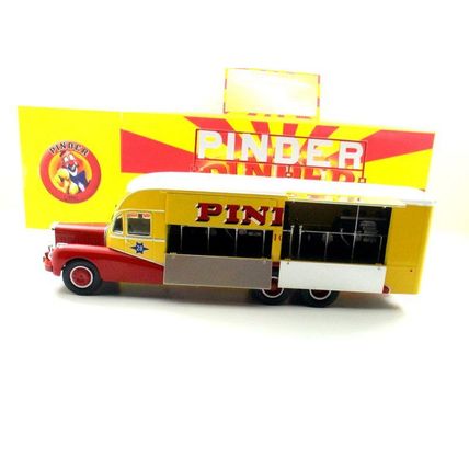 PINDER CIRCUS, BERNARD 28 ELECTRICAL TRUCK 1951, DIREKT COLLECTIONS SCALE 1:43