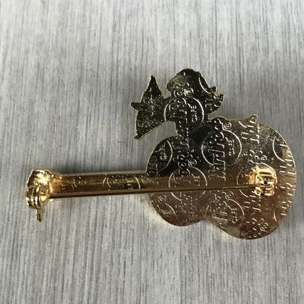 Hard Rock Cafe TAIPEI CUPID Valentines Day 1997 Pin RARE lapel badge HRC VGC