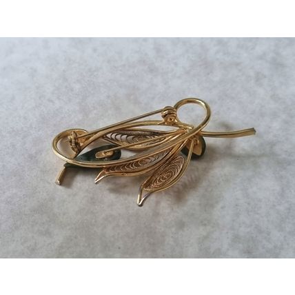 Vintage Jade Brooch, Gold Tone Filigree Leaf, Botanical Jewellery Gift