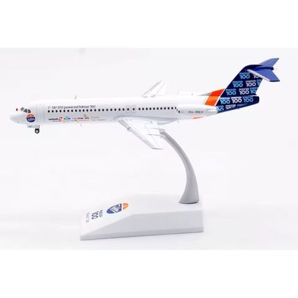 FOKKER 100 HOUSE COLOUR REG: PH-MKH WITH STAND - JC WINGS XX20420 1/200