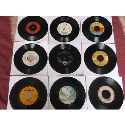 COLLECTION OF 9 X 1970'S ROCK SINGLES (VERY COLLECTABLE)