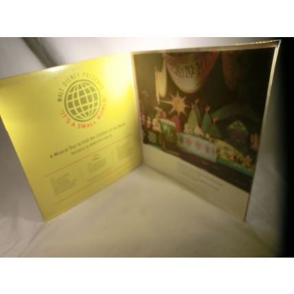 WALT DISNEY - IT'S A SMALL WORLD - Vinyl -Very Good - DISNEYLAND #3925 *