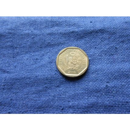 2006 PERU 5 CENTIMOS COIN.