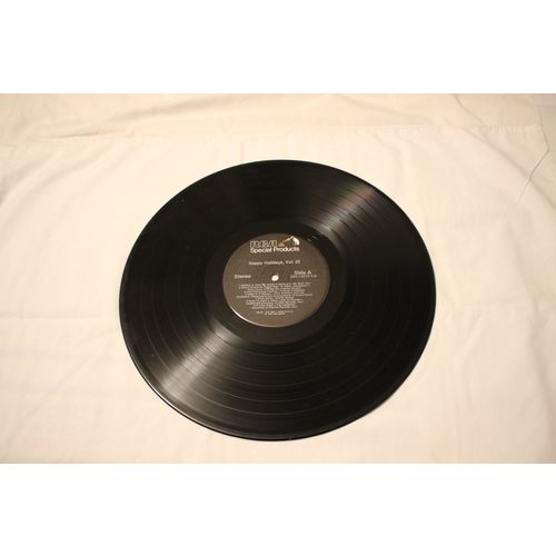 HAPPY HOLIDAYS VOLUME 22-Various Artists LP STEREO