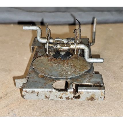 LIONEL CRANE CRANK 6660-59 METAL LIONEL TRAIN PARTS