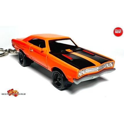 RARE KEYCHAIN ORANGE 69/70 PLYMOUTH ROAD RUNNER CUSTOM Ltd ED GREAT GIFT