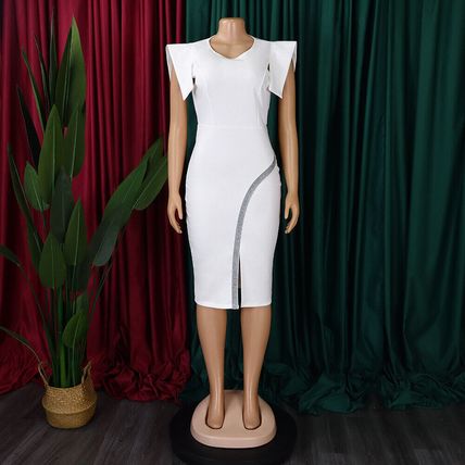 Summer new short sleeve bag hip tight temperament through slit bright edge dress