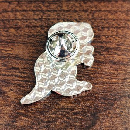 Dinosaur Pin Badge 3 cm x 3 cm White Black Silver Base Metal Cartoon Style BA59