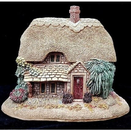 Lilliput Lane Autumn Hues Thatched Cottage Vintage Ornament