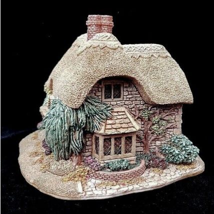 Lilliput Lane Autumn Hues Thatched Cottage Vintage Ornament