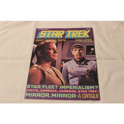 STAR TREK GIANT POSTER BOOK VOYAGE SIXTEEN-POSTER