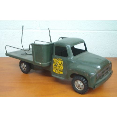 VINTAGE ' BUDDY L ' ARMY SEARCH LIGHT REPAIR TRUCK