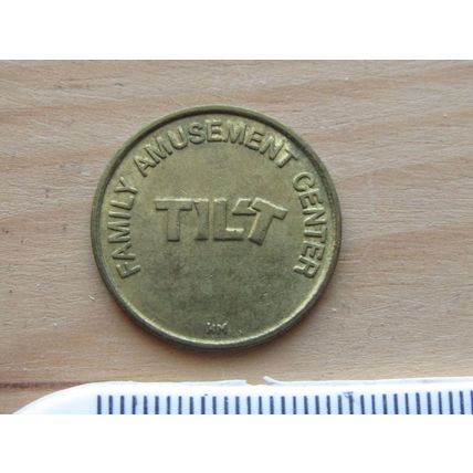 TILT Family Amusement Centre Token (e540)