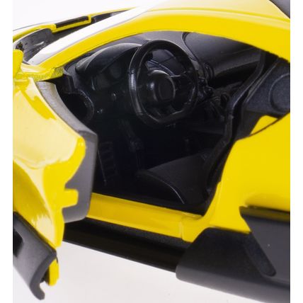 Bugatti Divo Car Model 1/36 (Yellow)