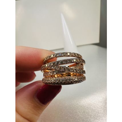Ring Bomb Party Sz8 RBP Colorless Gem Clusters Rose Gold P Band Costume Jewelry
