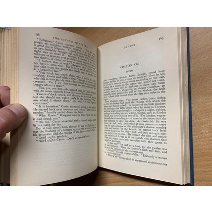 c1937 J M BARRIE "THE LITTLE MINISTER" FICTION VINTAGE HARDBACK BOOK (P3)