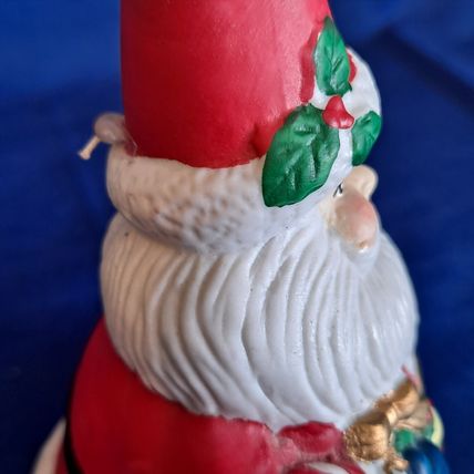VintageChristmas SANTA CLAUS BELL Figurine Ceramic Gifts Wreat Holly Berry 6 1/8