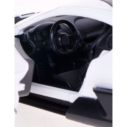 Bugatti Divo Car Model 1/36 (White)