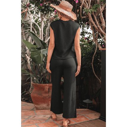 Color black Sequined Star Textured Cap Sleeve Tee and Cropped Wide Leg Pants Set