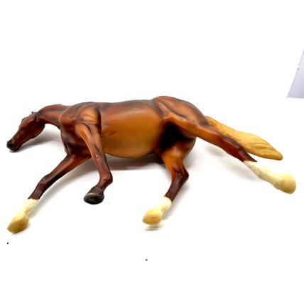 Breyer ARIAT Horse Model 500107 Limited Edition Chestnut Warmblood Retired