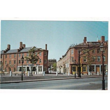 Newburyport Market Square Plaza United States Postcard unused VGC