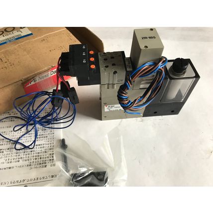 NEW SMC ZR118S1-K1D1LZ-EC VACUUM EJECTOR CONNECTOR ZR-18S,VJ3233-X17,VJ3133,SI