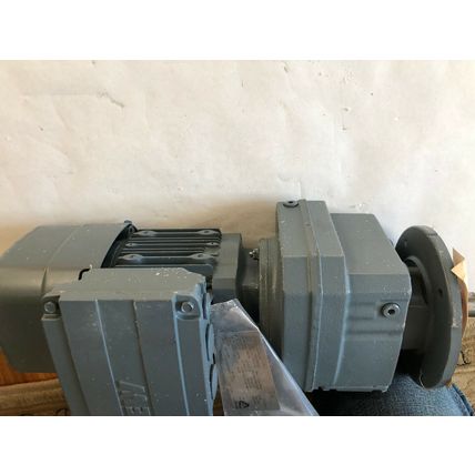 NEW SEW EURODRIVE RF37 DRS71S4BE05HF AC GEARMOTOR,RF37 INVERTER DUTY,SJ