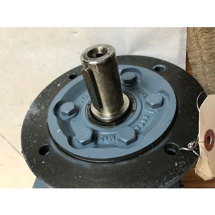 NEW SEW EURODRIVE RF37 DRS71S4BE05HF AC GEARMOTOR,RF37 INVERTER DUTY,SJ