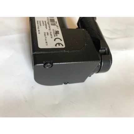 NEW B&R 8LVA13.B1030D000-0 SERVO MOTOR. 3000RPM,AN