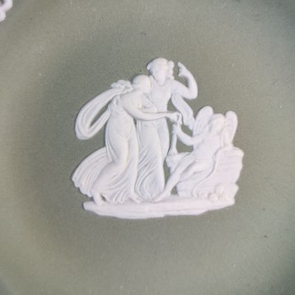 Small Wedgewood Saucer Trinket Coin Ring 11cm Used Vintage Grecian Grape Vine