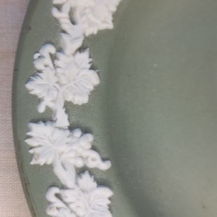 Small Wedgewood Saucer Trinket Coin Ring 11cm Used Vintage Grecian Grape Vine