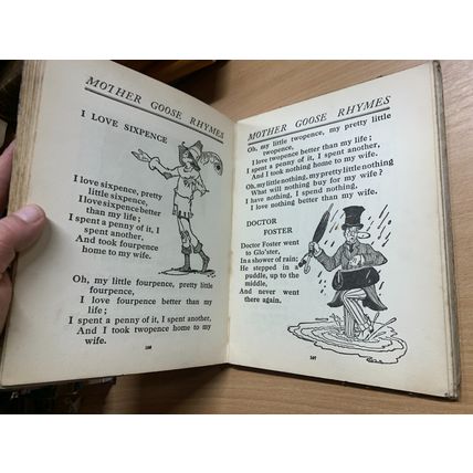 1932 "MOTHER GOOSE RHYMES" ILLUSTRATED FICTION LARGE HARDBACK BOOK (P4)