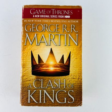 George R R Martin - A Clash of Kings Paperback Book 2 A Song Of Fire And Ice