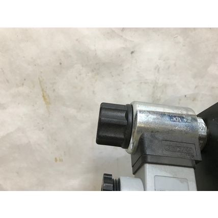 NEW HYDAC SAF20E16Y1-T330A HYDRAULIC ACCUMULATR SAFETY VALVE,DB12120A-011,AH