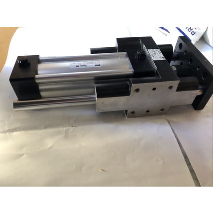 NEW PARKER P5E-J063NHN0125 PNEUMATIC SLIDE CYLINDER, 63 TMPUS14M 125.0,FL