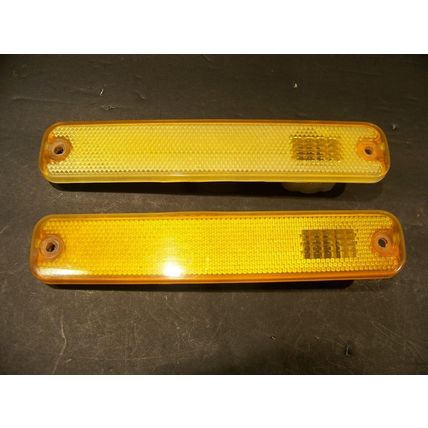 1973 - 1979 FORD TRUCK AMBER MARKER LIGHTS OEM #D3TB-15A428-AA 74 75 76 77 78