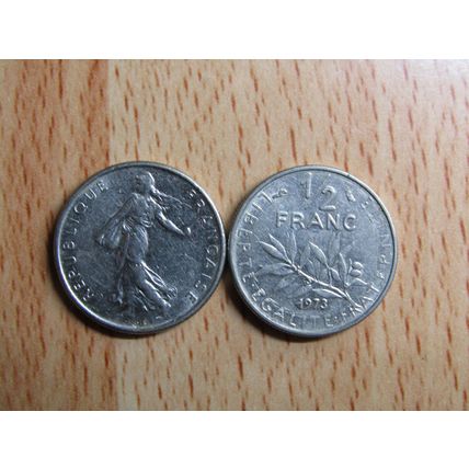 France Republic 1973 1/2 Franc Coin