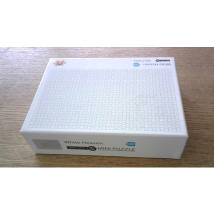 WHITE HEAVEN Mini Jigsaw Puzzle (1000 Piece)
