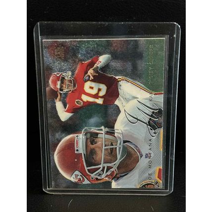 Joe Montana #15 | 1995 Fleer Flair Preview Football Trading Card