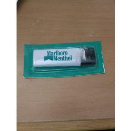 Marlboro Cigarettes White/Green Menthol Disposable Lighter N.I.P.